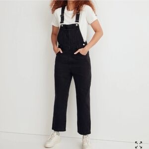 Madewell Straight-Leg Overalls in Lunar Wash XXS